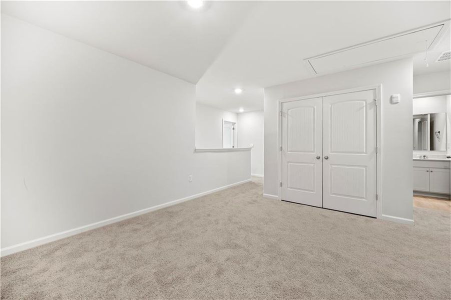 Spacious, unfurnished interior of a new home in , Flowery Branch (Image 22).