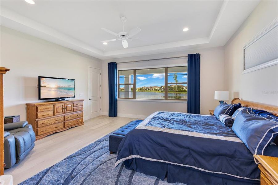 Furnished interior view inside a new home in , Orlando (Image 12).