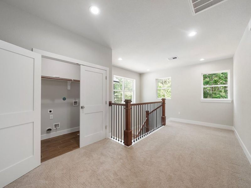 Spacious, unfurnished interior of a new home in , Houston (Image 24).