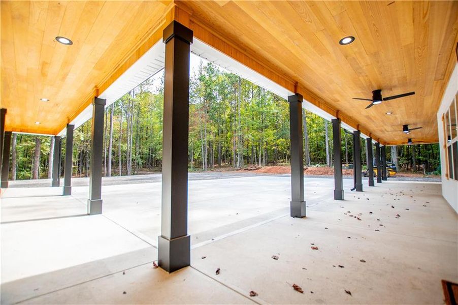 Image 100 of a home in .