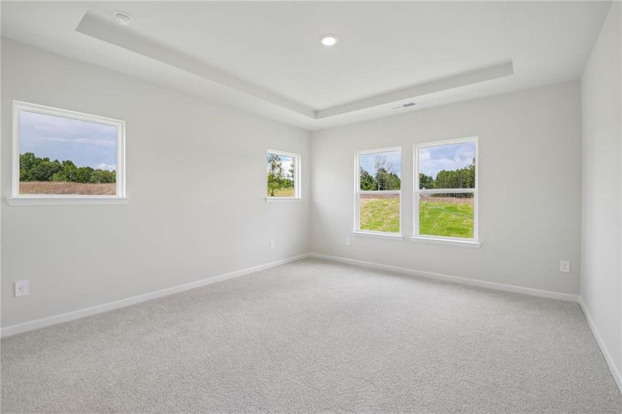 Spacious, unfurnished interior of a new home in Northwoods at Mirror Lake, Villa Rica (Image 31).
