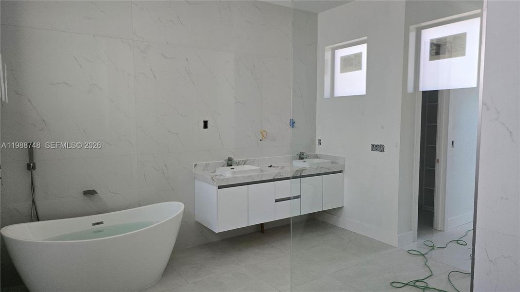 Image 31 of a home in .