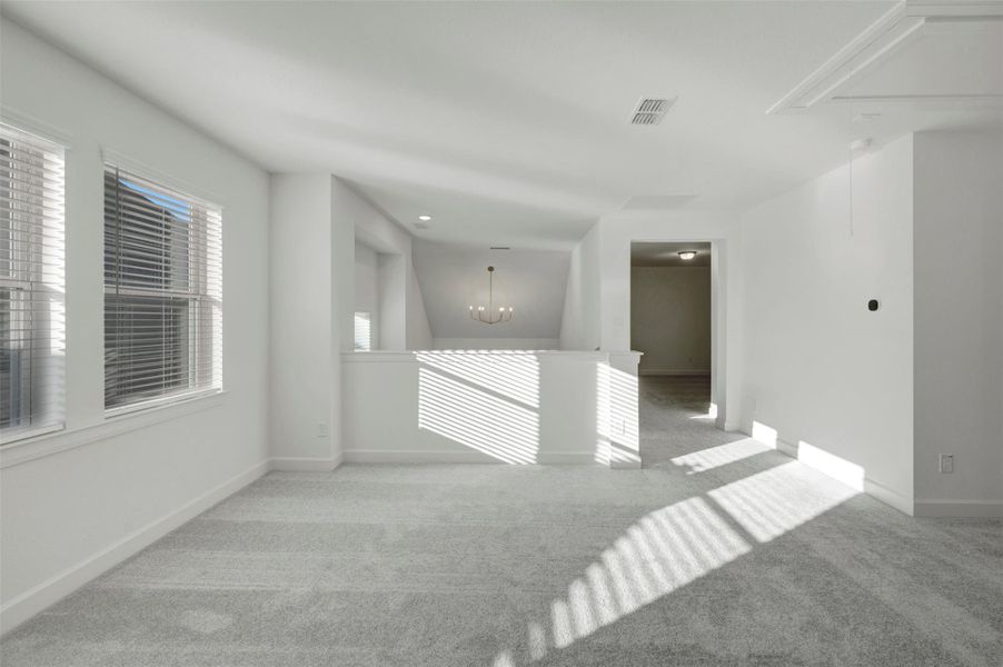 Spacious, unfurnished interior of a new home in Riceland - Enclave Collection, Mont Belvieu (Image 30).