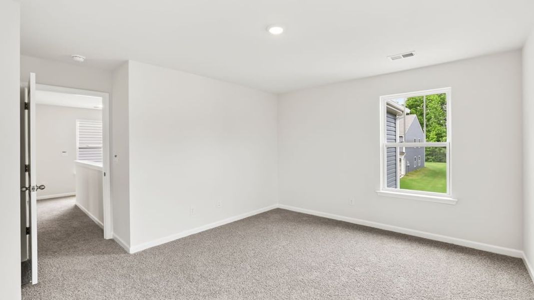 Spacious, unfurnished interior of a new home in Durbin Meadows, Fountain Inn (Image 33). Spacious, unfurnished interior of a new home in Durbin Meadows, Fountain Inn (Image 33).