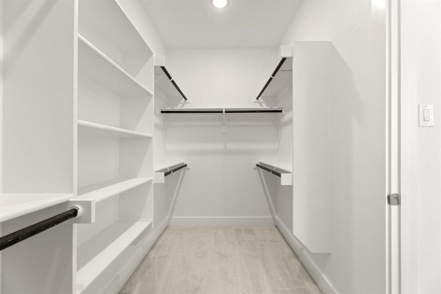 21. 2407 Parkway - Closet