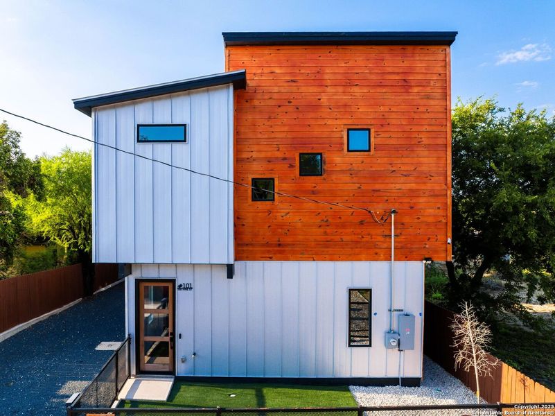 Image 26 of a home in .