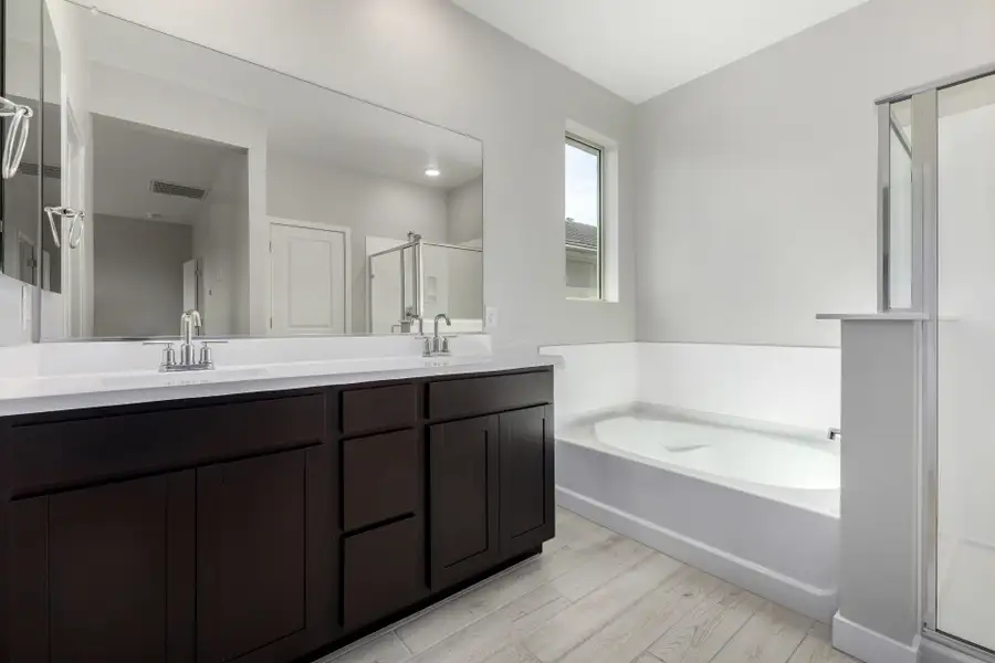 Furnished interior view inside a new home in Sunrise, Sun City West (Image 4).