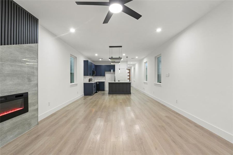 Spacious, unfurnished interior of a new home in , Dallas (Image 19).