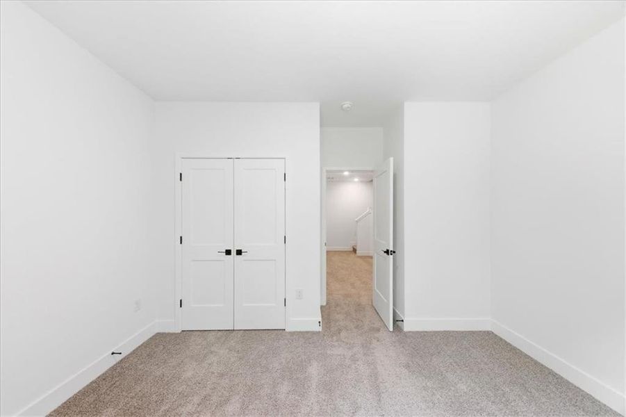 Spacious, unfurnished interior of a new home in Tuscany Hills, Douglasville (Image 25). Spacious, unfurnished interior of a new home in Tuscany Hills, Douglasville (Image 25).