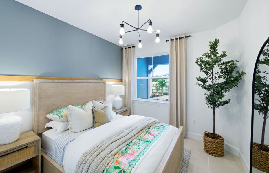 Representative furnished interior of a home built from the Ellenwood by Pulte Homes in Shores at Stillwater, Englewood (Image 19).