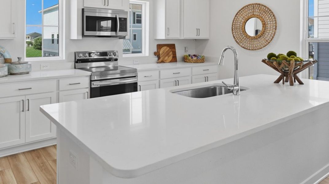 Lost Key Townhomes Sabal Palm EI Kitchen Quartz Counter Tops