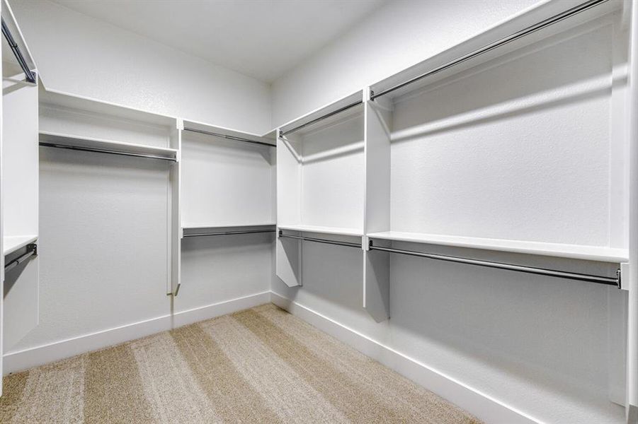 Spacious, unfurnished interior of a new home in Wellington, Haslet (Image 14).