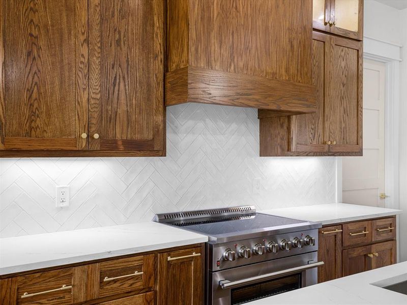 Furnished interior view inside a new home in , Fort Worth (Image 12). Furnished interior view inside a new home in , Fort Worth (Image 12).