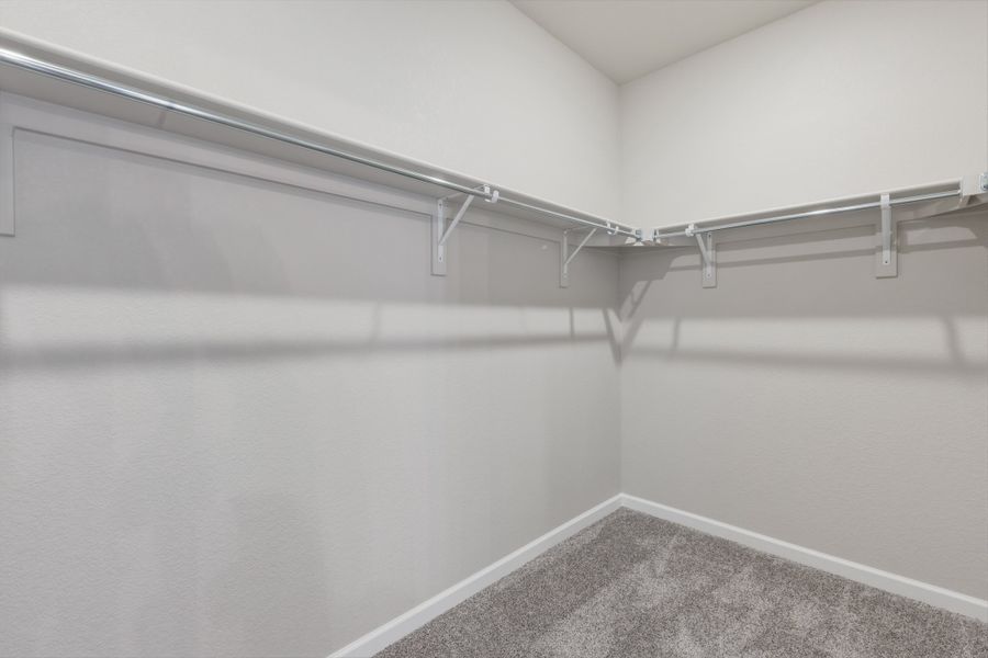 Spacious, unfurnished interior of a new home in The Aurora Highlands, Aurora (Image 20).