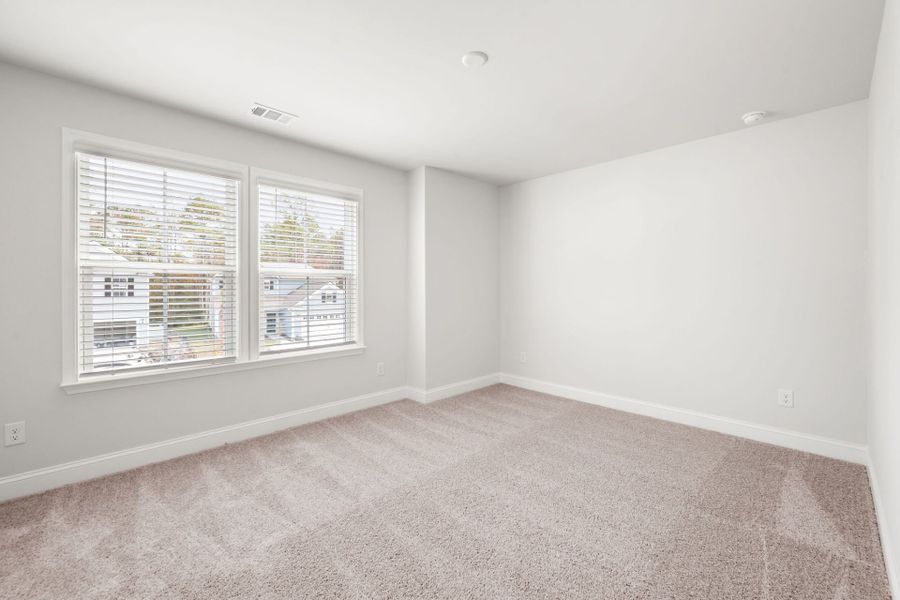 Spacious, unfurnished interior of a new home in Waterways, Richmond Hill (Image 29). Spacious, unfurnished interior of a new home in Waterways, Richmond Hill (Image 29).