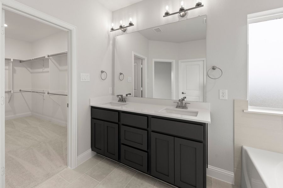 Representative furnished interior of a home built from the Patriot by Rockwell Homes in Creekside, Royse City (Image 83). Representative furnished interior of a home built from the Patriot by Rockwell Homes in Creekside, Royse City (Image 83).