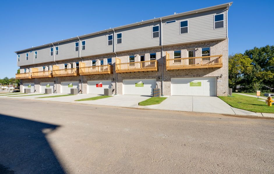Image 33 of a home in Sweetbriar Place. Image 33 of a home in Sweetbriar Place.