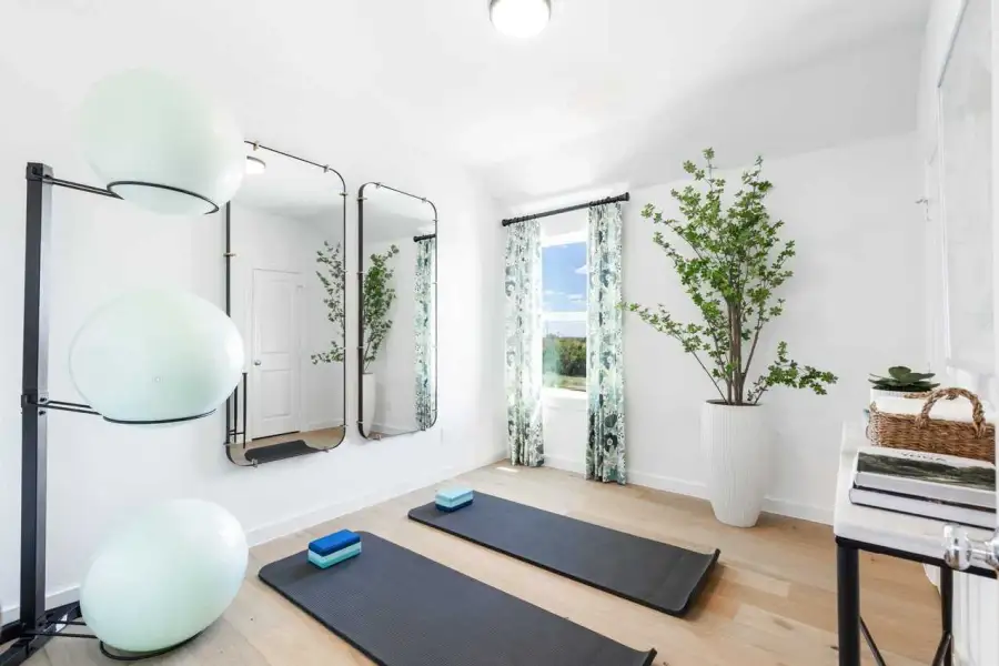 Secondary Bedroom