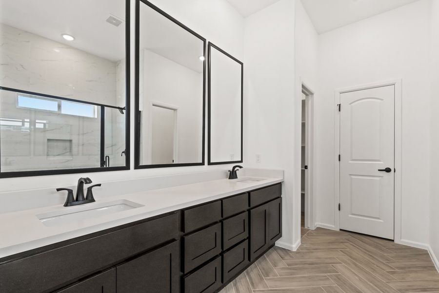 Representative furnished interior of a home built from the Sonoma by LEH. Homes in Painted Sky, El Paso (Image 15). Representative furnished interior of a home built from the Sonoma by LEH. Homes in Painted Sky, El Paso (Image 15).