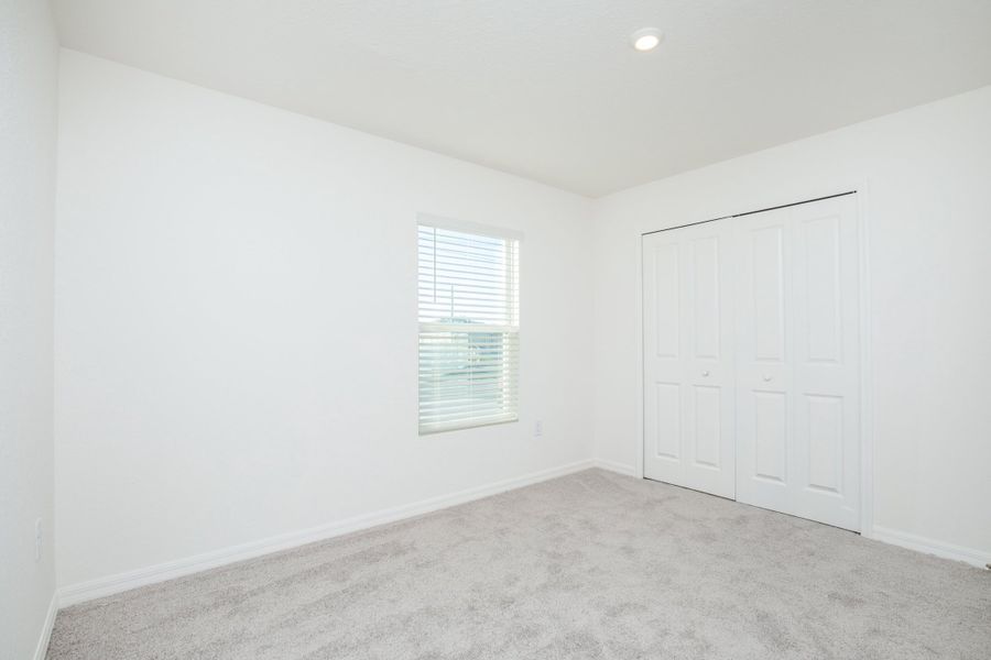 Representative unfurnished interior of a home built from the Violet by Maronda Homes in Royal Highlands, Brooksville (Image 16).