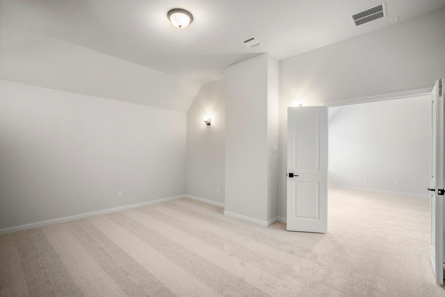 Spacious, unfurnished interior of a new home in Artavia 70′ Lots, Conroe (Image 31).
