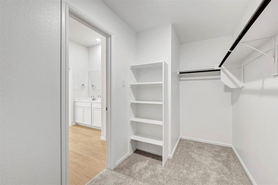 Image 38 of a home in Verandah.