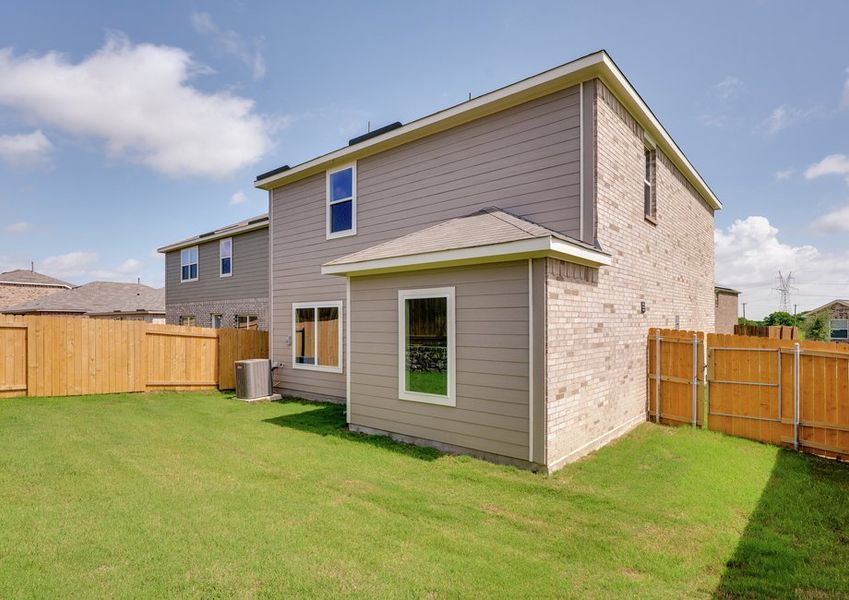 The back yard of the Colorado plan is fully fenced-in. The back yard of the Colorado plan is fully fenced-in.