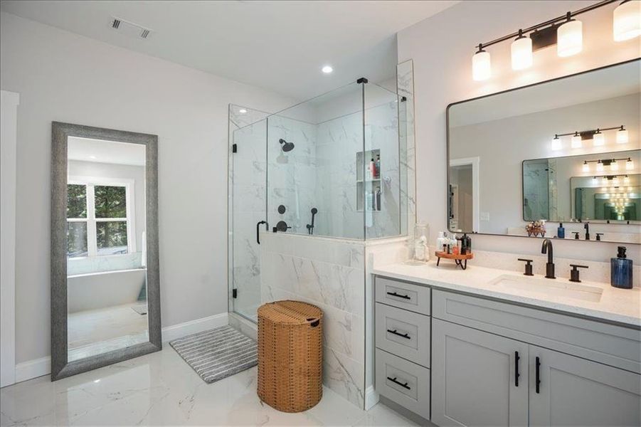 Furnished interior view inside a new home in , Acworth (Image 43).