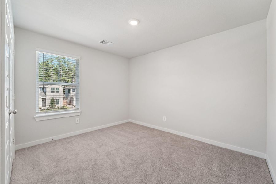 Photo is not of the actual home, but is an inspirational photo of builder’s model home and may depict options, furnishings, and/or decorator features that are not included Photo is not of the actual home, but is an inspirational photo of builder’s model home and may depict options, furnishings, and/or decorator features that are not included