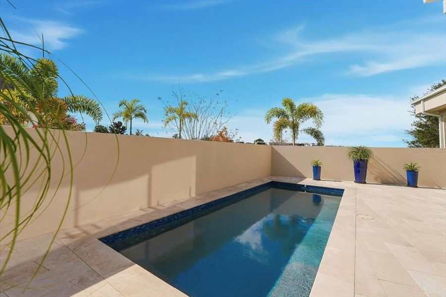 Exterior details and patio area of a home in , Orlando (Image 36).