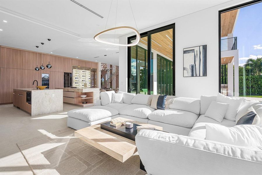 018-750Northeast69thStreet-BocaRaton-FL-