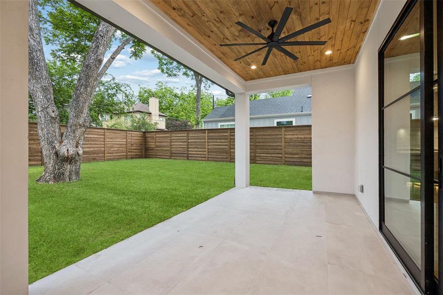 Exterior details and patio area of a home in , Dallas (Image 23).