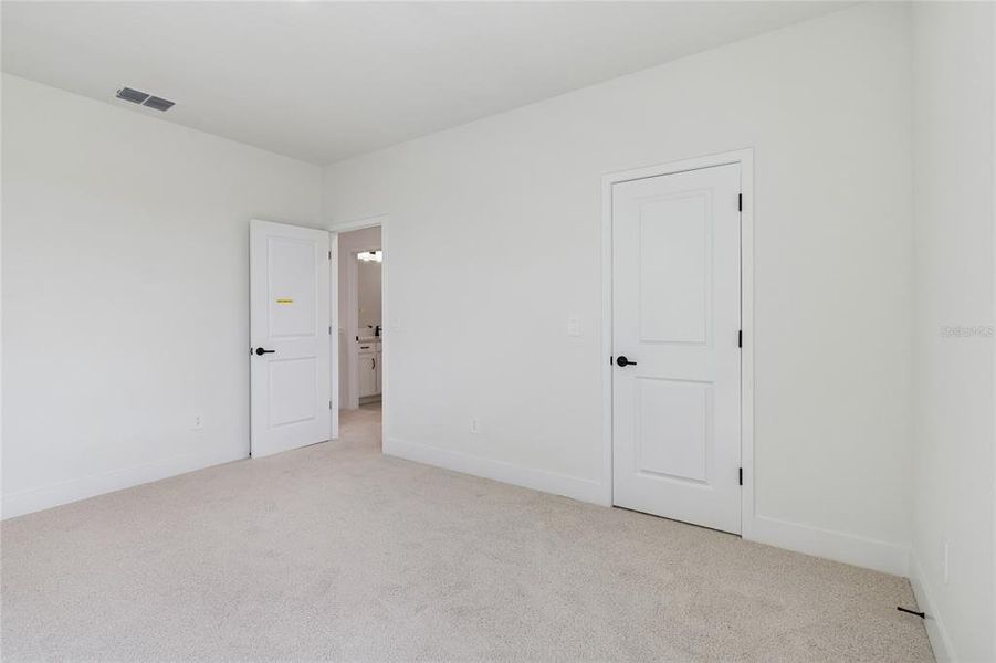 Spacious, unfurnished interior of a new home in Coasterra, Palmetto (Image 37).