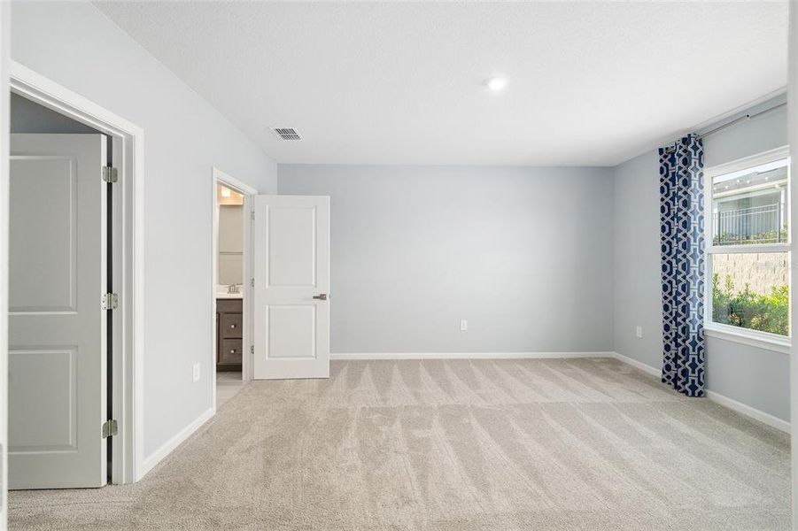 Spacious, unfurnished interior of a new home in , Lady Lake (Image 27). Spacious, unfurnished interior of a new home in , Lady Lake (Image 27).