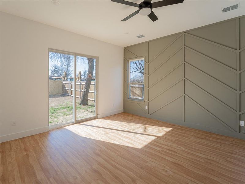 Spacious, unfurnished interior of a new home in , Dallas (Image 16).