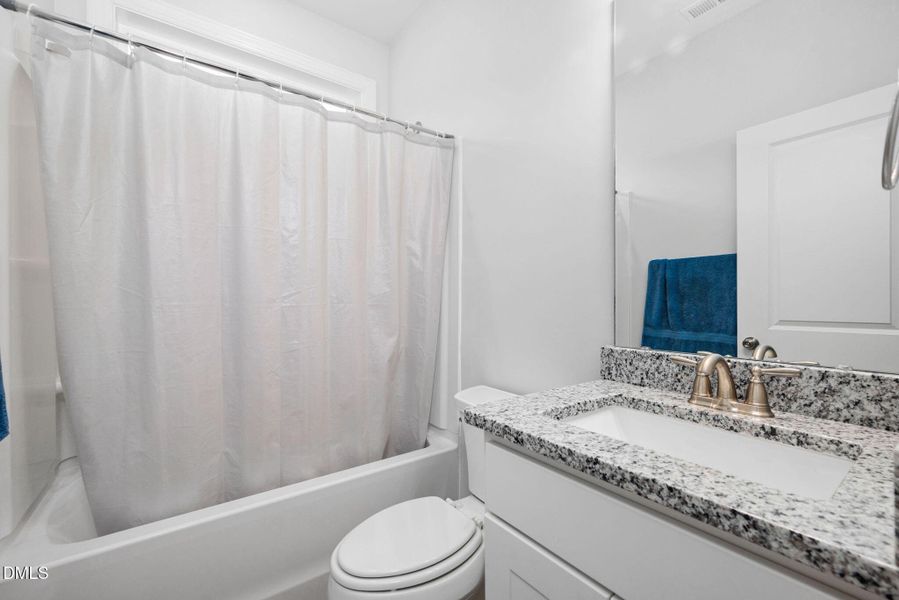 37-web-or-mls-6056-old-smithfield-rd