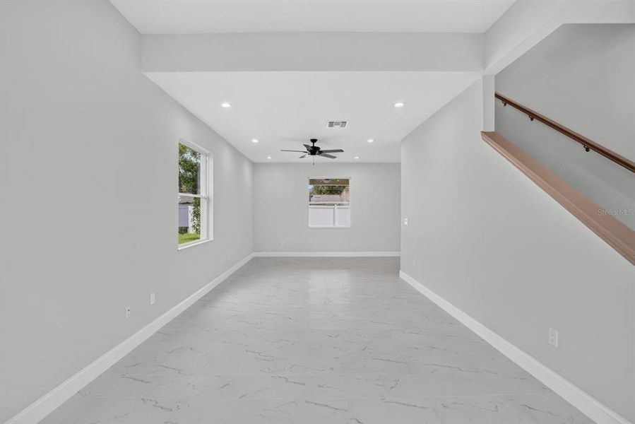 Spacious, unfurnished interior of a new home in , Thonotosassa (Image 29). Spacious, unfurnished interior of a new home in , Thonotosassa (Image 29).