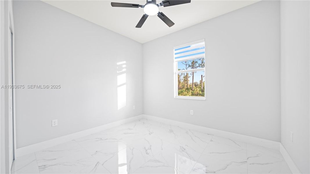 Spacious, unfurnished interior of a new home in , Lehigh Acres (Image 23).