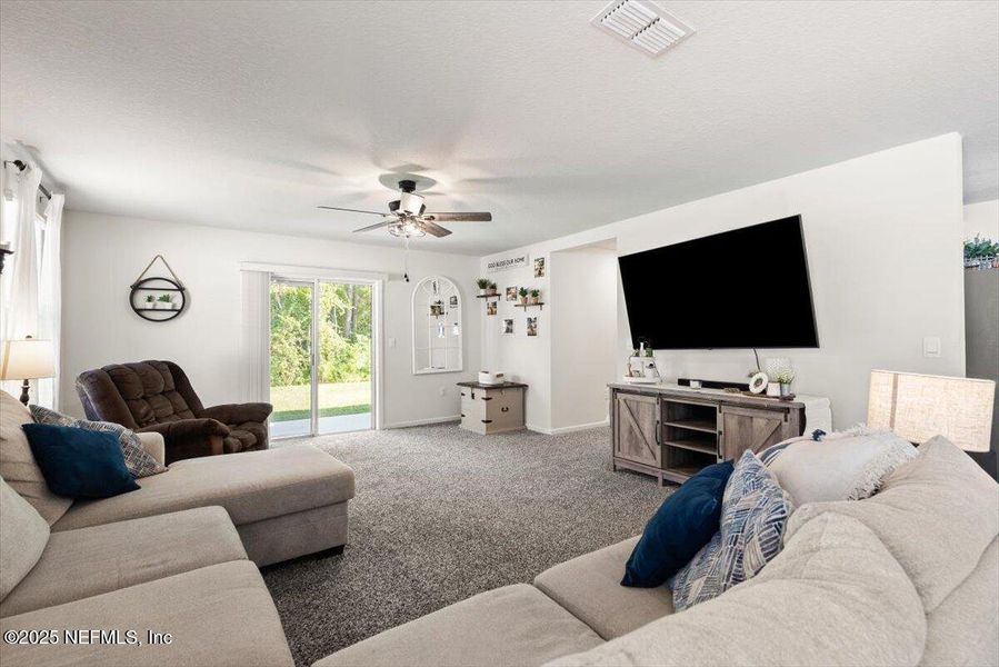 Furnished interior view inside a new home in Willow Springs, Green Cove Springs (Image 5). Furnished interior view inside a new home in Willow Springs, Green Cove Springs (Image 5).