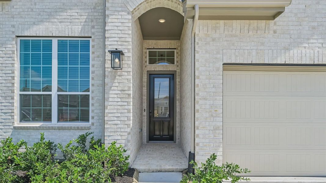Representative exterior details of a home built from the Rowan by Chesmar Homes in Briarwood, Elgin (Image 3). Representative exterior details of a home built from the Rowan by Chesmar Homes in Briarwood, Elgin (Image 3).