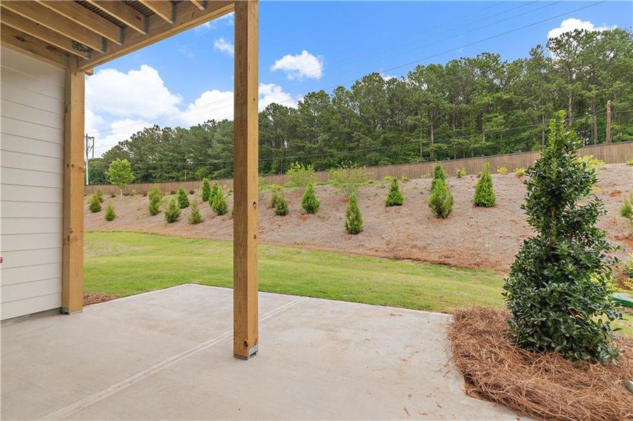 Exterior details and patio area of a home in Hillside Manor, Powder Springs (Image 1). Exterior details and patio area of a home in Hillside Manor, Powder Springs (Image 1).