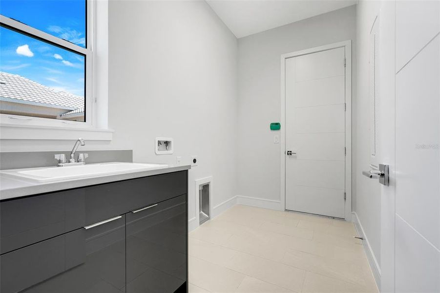 Spacious, unfurnished interior of a new home in Toscana, Palm Coast (Image 43).