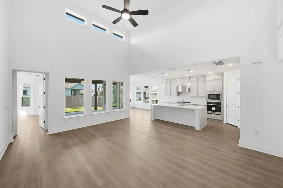 Spacious, unfurnished interior of a new home in Easton Park, Austin (Image 11). Spacious, unfurnished interior of a new home in Easton Park, Austin (Image 11).