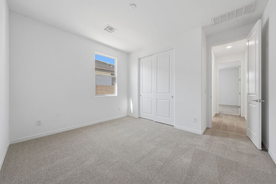 Spacious, unfurnished interior of a new home in Tierra Vistoso, Surprise (Image 12).