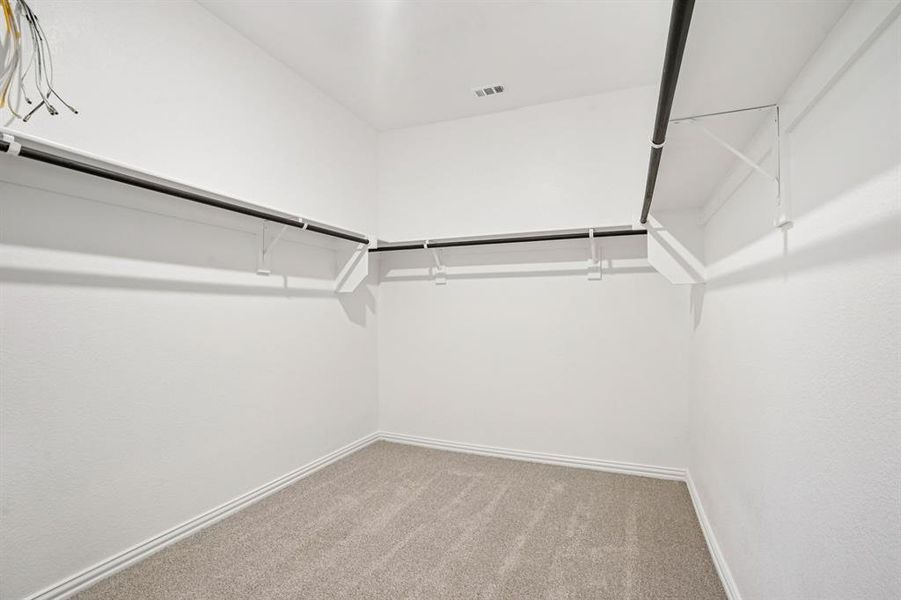 Photo is not of the actual home, but is an inspirational photo of builder’s model home and may depict options, furnishings, and/or decorator features that are not included. Photo is not of the actual home, but is an inspirational photo of builder’s model home and may depict options, furnishings, and/or decorator features that are not included.