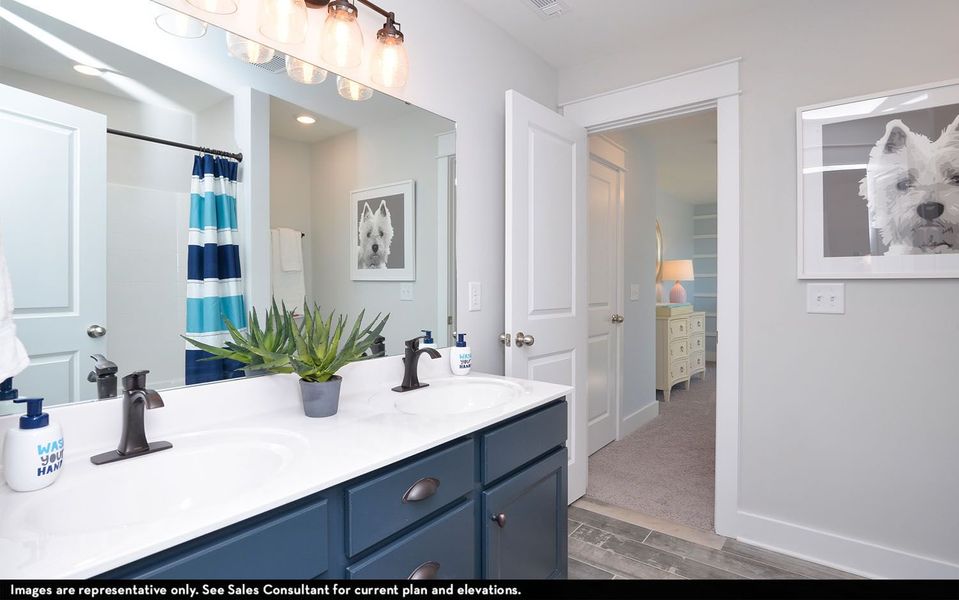 Furnished interior view inside a new home in McCain's Station, Gallatin (Image 20).