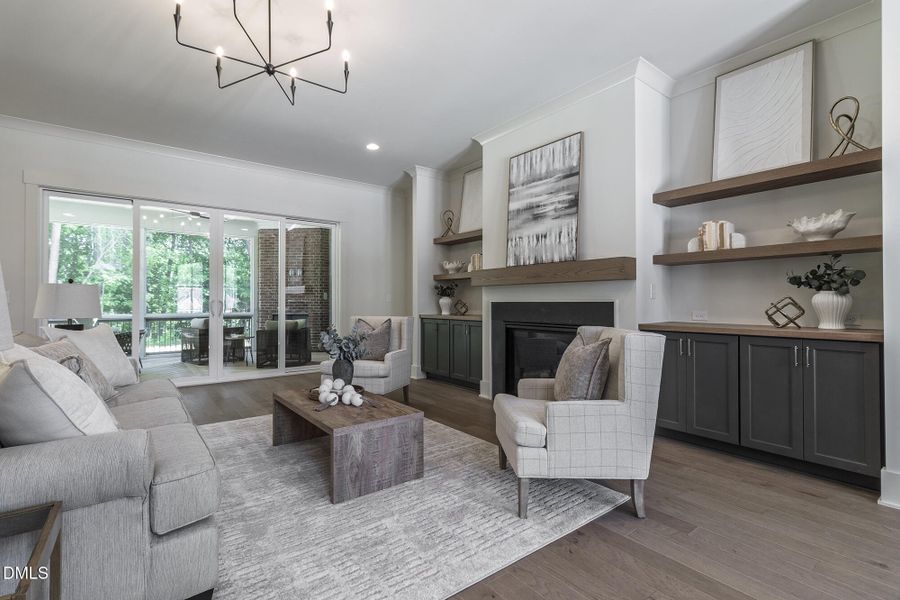 300_MEADOW_WALK_DR_INTERIOR_05