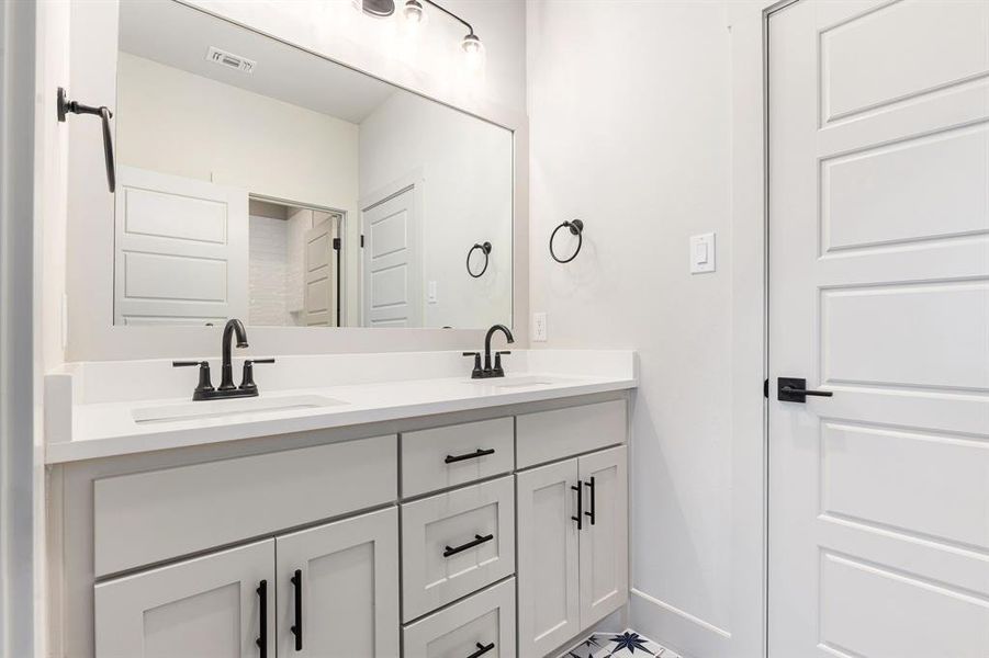 Secondary bathroom upstairs.