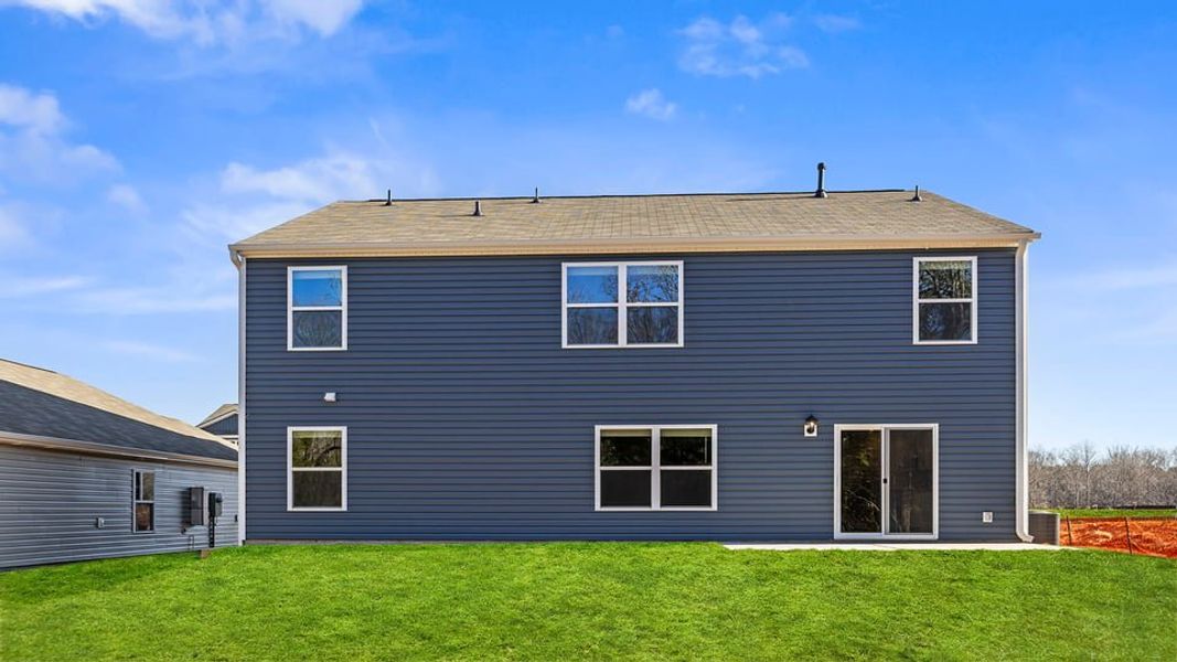 Exterior details and patio area of a home in Cedar Gap, Fountain Inn (Image 3).