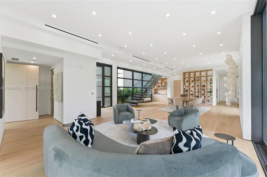 Furnished interior view inside a new home in , Pinecrest (Image 14).